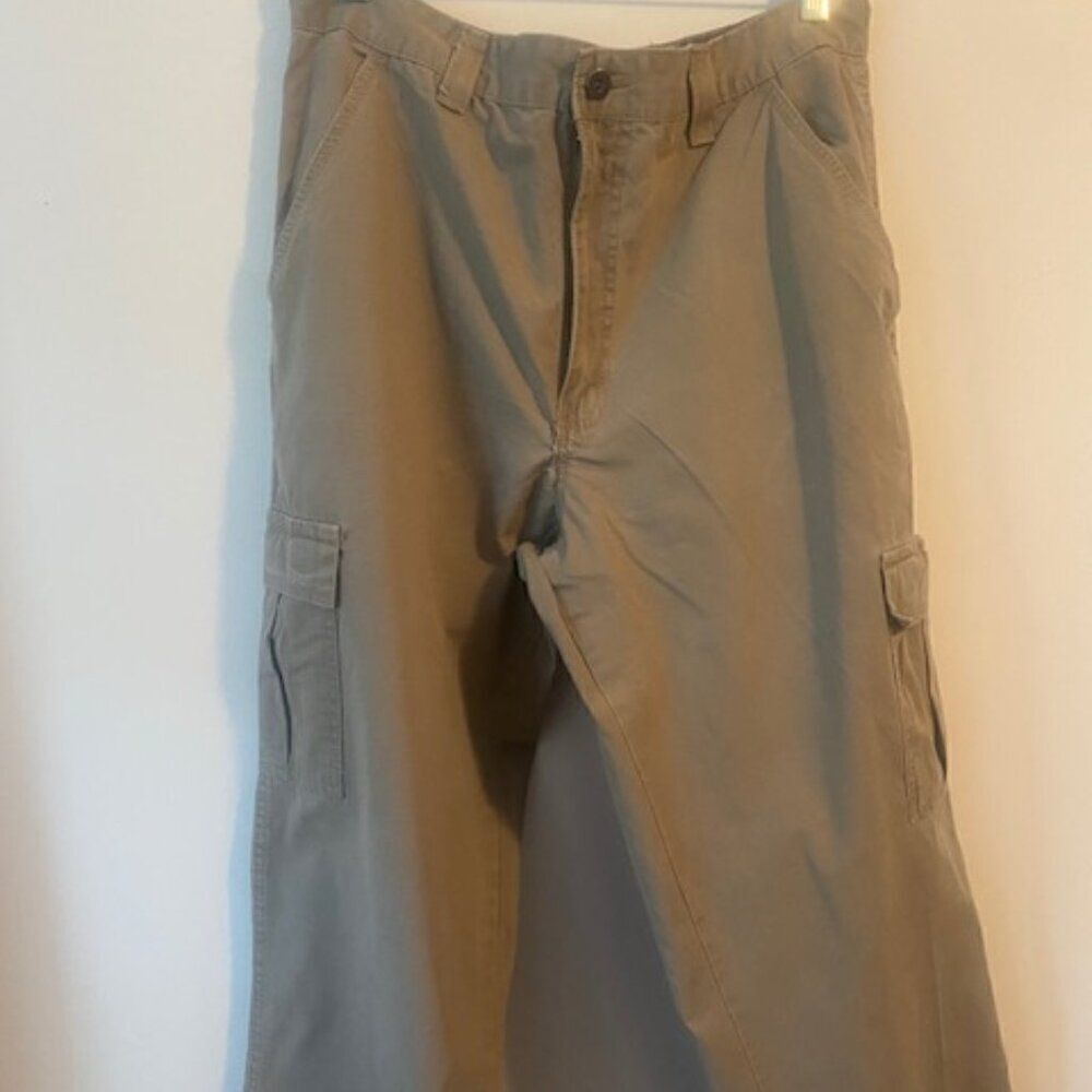 Wrangler Jeans Vintage distressed Cargo Khaki pants, size 36/32